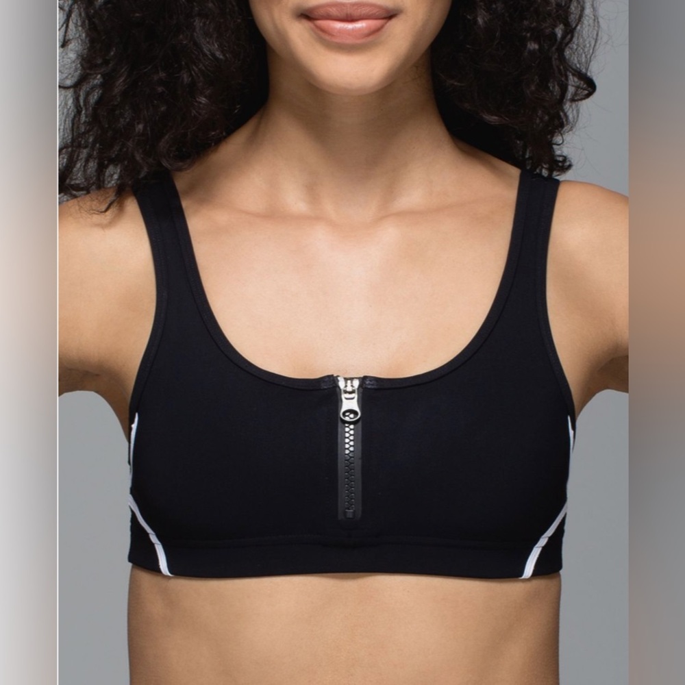 Lululemon Water: Sweat 2 Swim Fast Bra, Size 8, Black and White